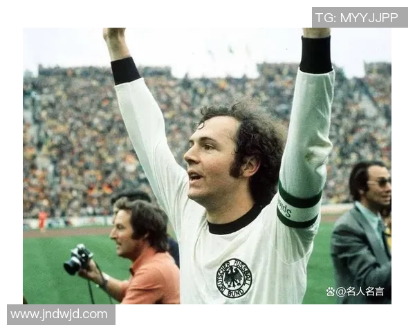 足坛传奇球星如何以一己之力改变比赛格局并创造历史